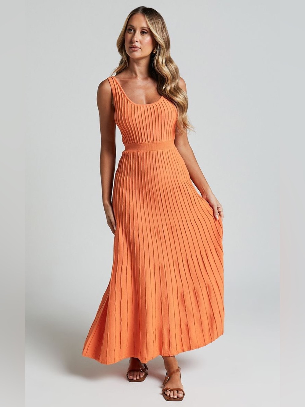 Size medium Rib-Knit Maxi Dress in Coral Orange